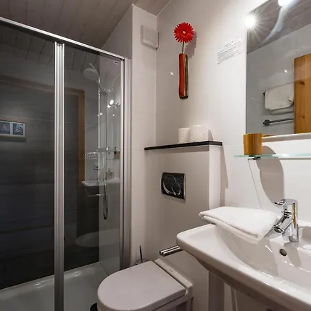 La Luge - Jacuzzi - Sauna La Tzoumaz